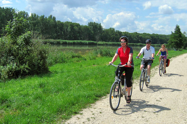 Danube cycling holidays Mercurio cycle tours