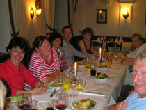 Mercurio Bike Travel: A cycle group at dinner